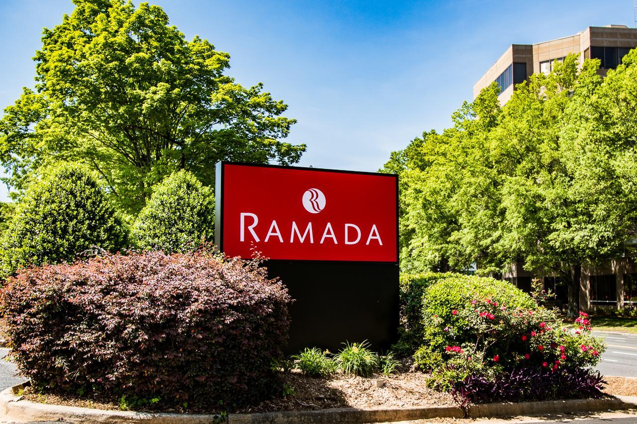 Ramada By Wyndham Γκέινσβιλ Εξωτερικό φωτογραφία